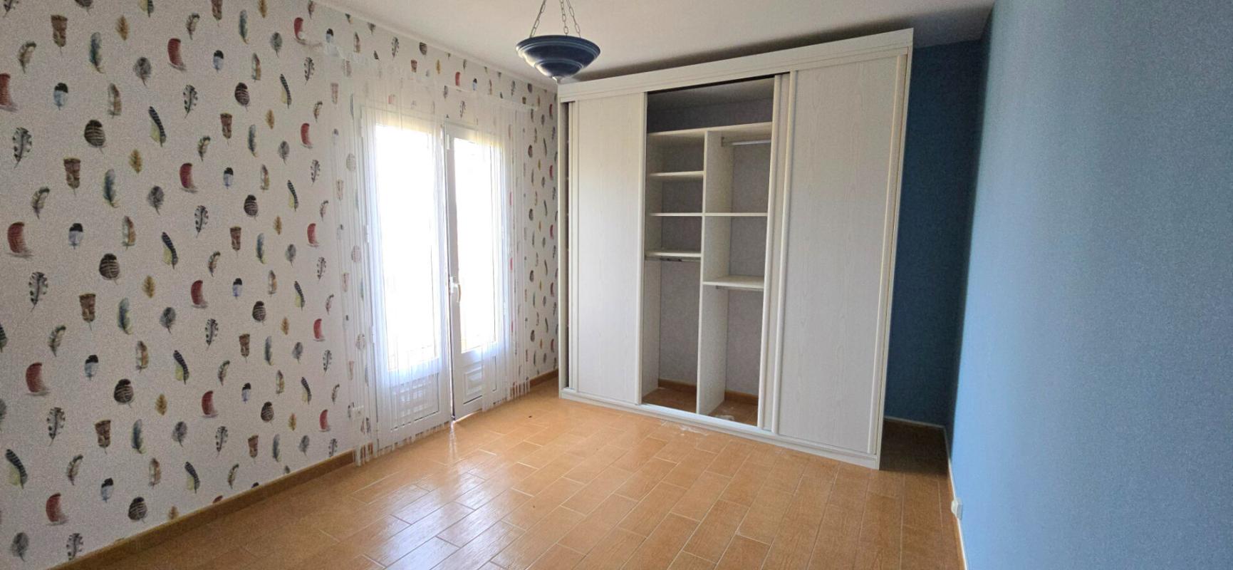 MARSAC-SUR-L'ISLE Maison individuelle de standing, avec piscine et double garage 16