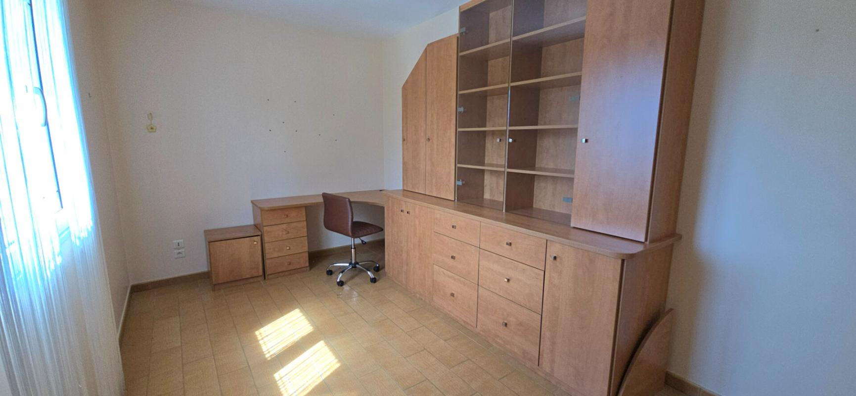 MARSAC-SUR-L'ISLE Maison individuelle de standing, avec piscine et double garage 17