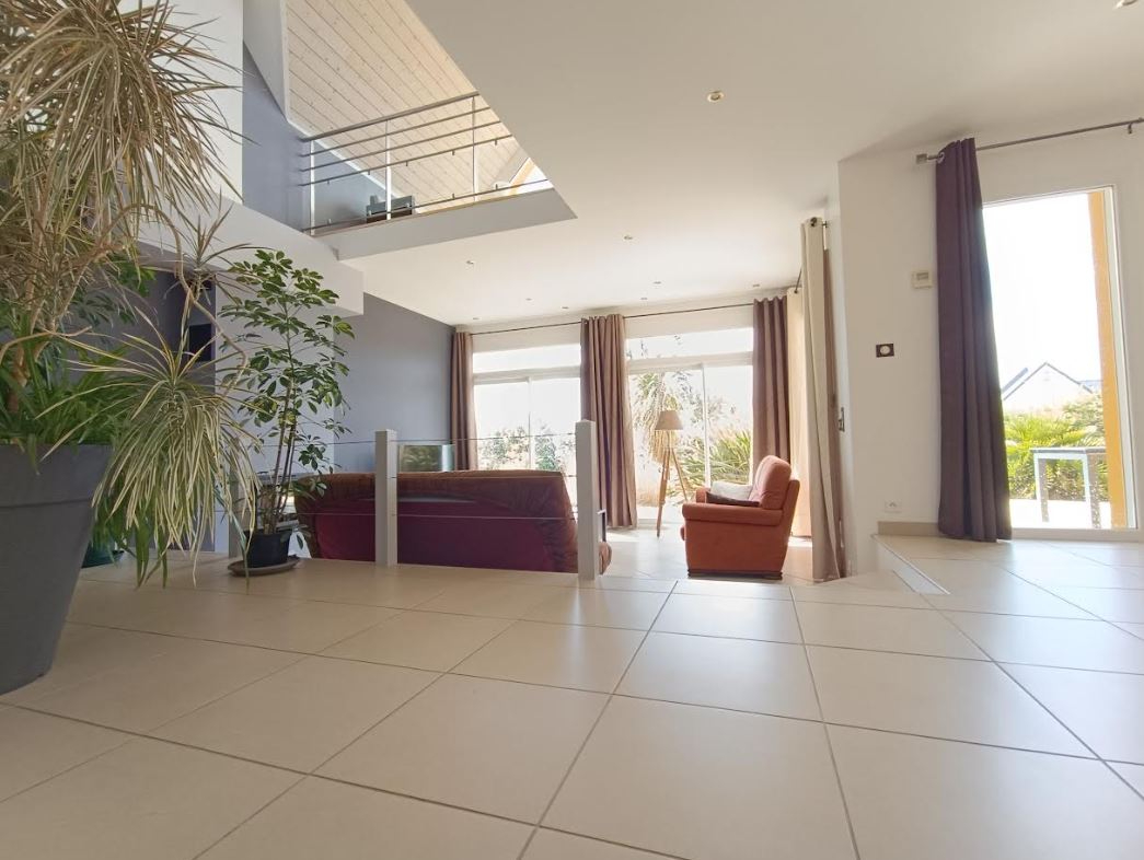 CORAY 29370 Coray maison lumineuse et moderne, 4 chambres, grand salon séjour 23 mn de Quimper 6