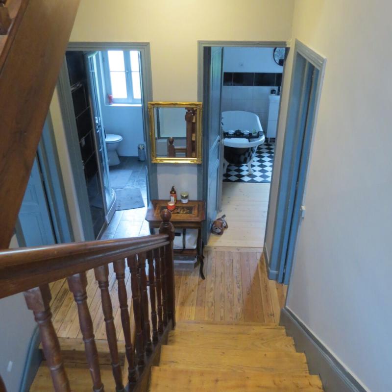 FONTENAY-LE-COMTE Maison de famille de caractère, jardin et piscine 8