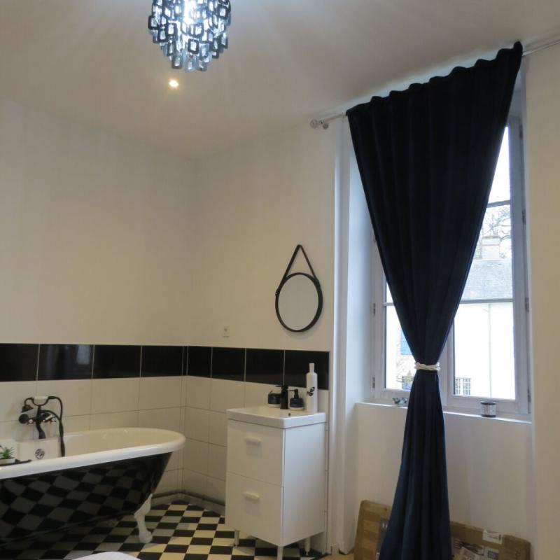 FONTENAY-LE-COMTE Maison de famille de caractère, jardin et piscine 9