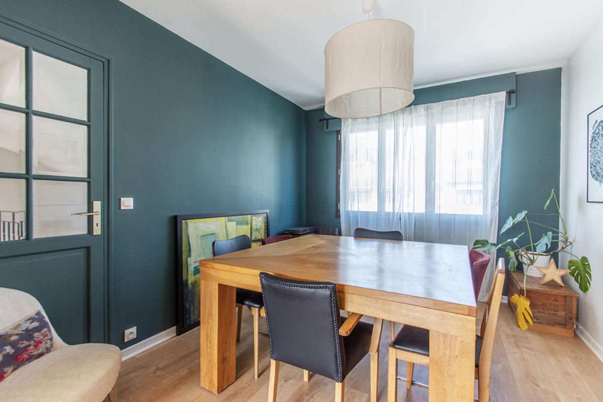 SAINTE-GENEVIEVE-DES-BOIS Maison Sainte Genevieve Des Bois 7 pièce(s) 138 m2 hab - 152 m² au sol 6