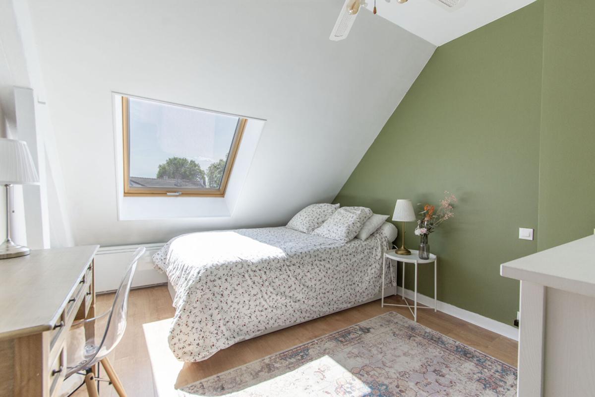 SAINTE-GENEVIEVE-DES-BOIS Maison Sainte Genevieve Des Bois 7 pièce(s) 138 m2 hab - 152 m² au sol 8