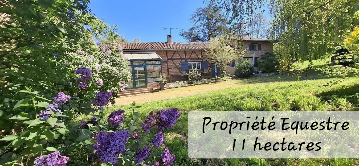 SAINT-ANDRE-D'HUIRIAT Propriété équestre  dans l 'Ain sur 11 hectares 1