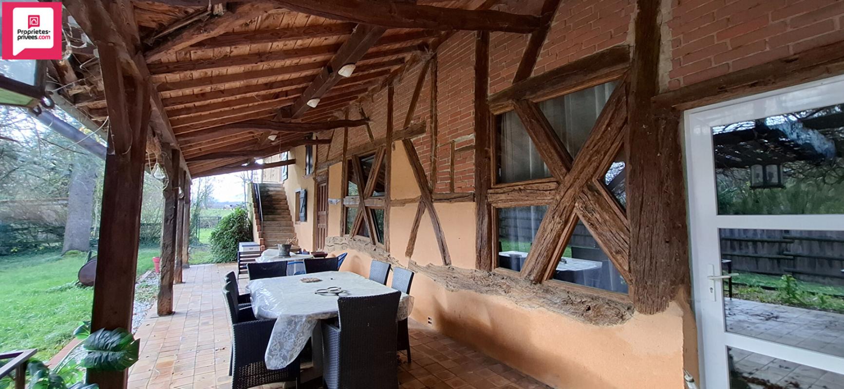 SAINT-ANDRE-D'HUIRIAT Propriété équestre  dans l 'Ain sur 11 hectares 8