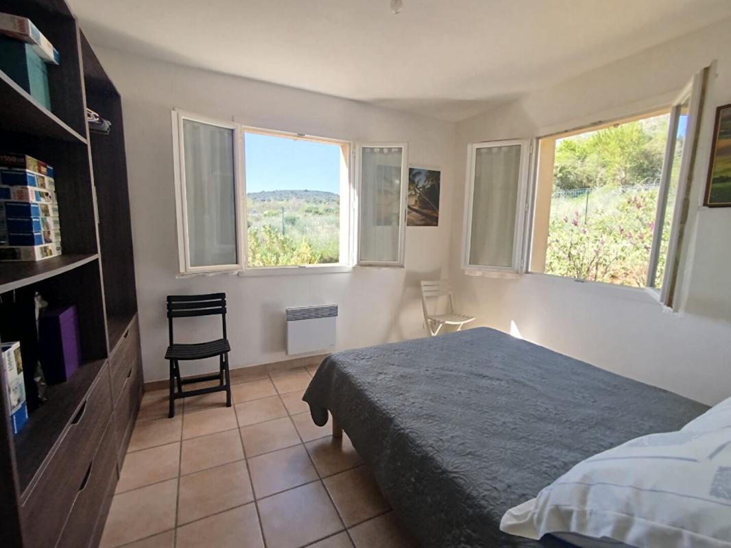 MONTMEYAN Maison Montmeyan 5 pièce(s) 113 m2 avec garage 11