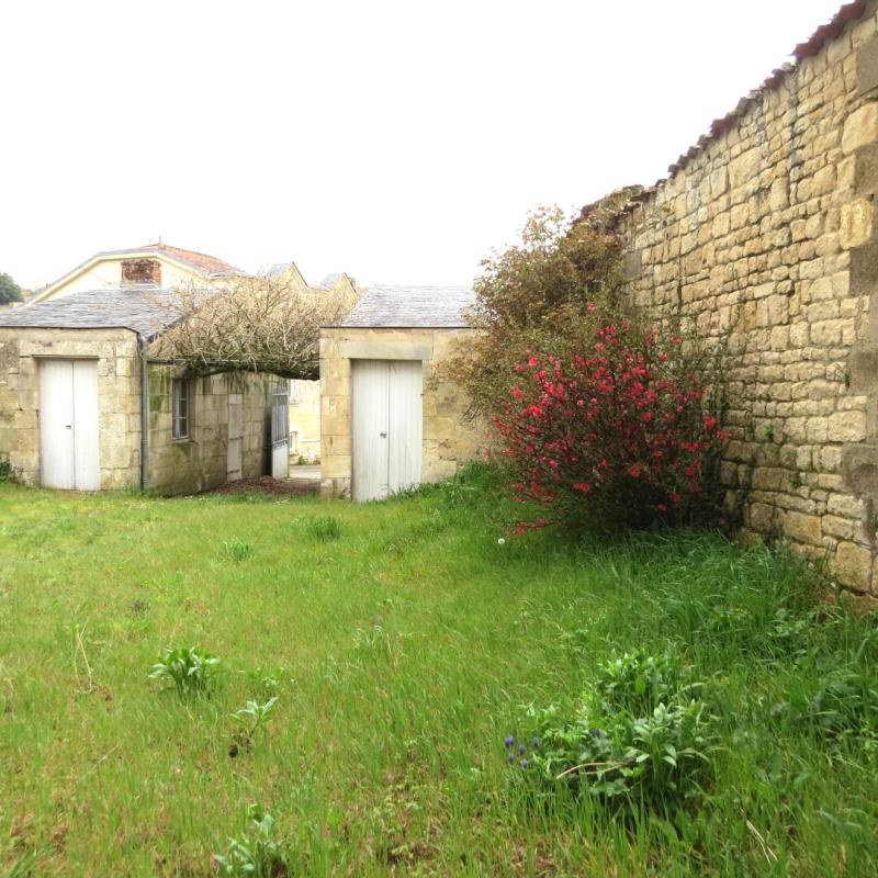 FONTENAY-LE-COMTE MAISON de Maîtres,  Charme et authenticité 3