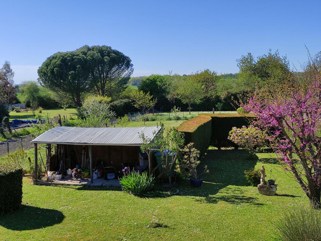 MARTIZAY Maison de pays Martizay 6 pièces 120 m2 sur 900 m² de jardin 17