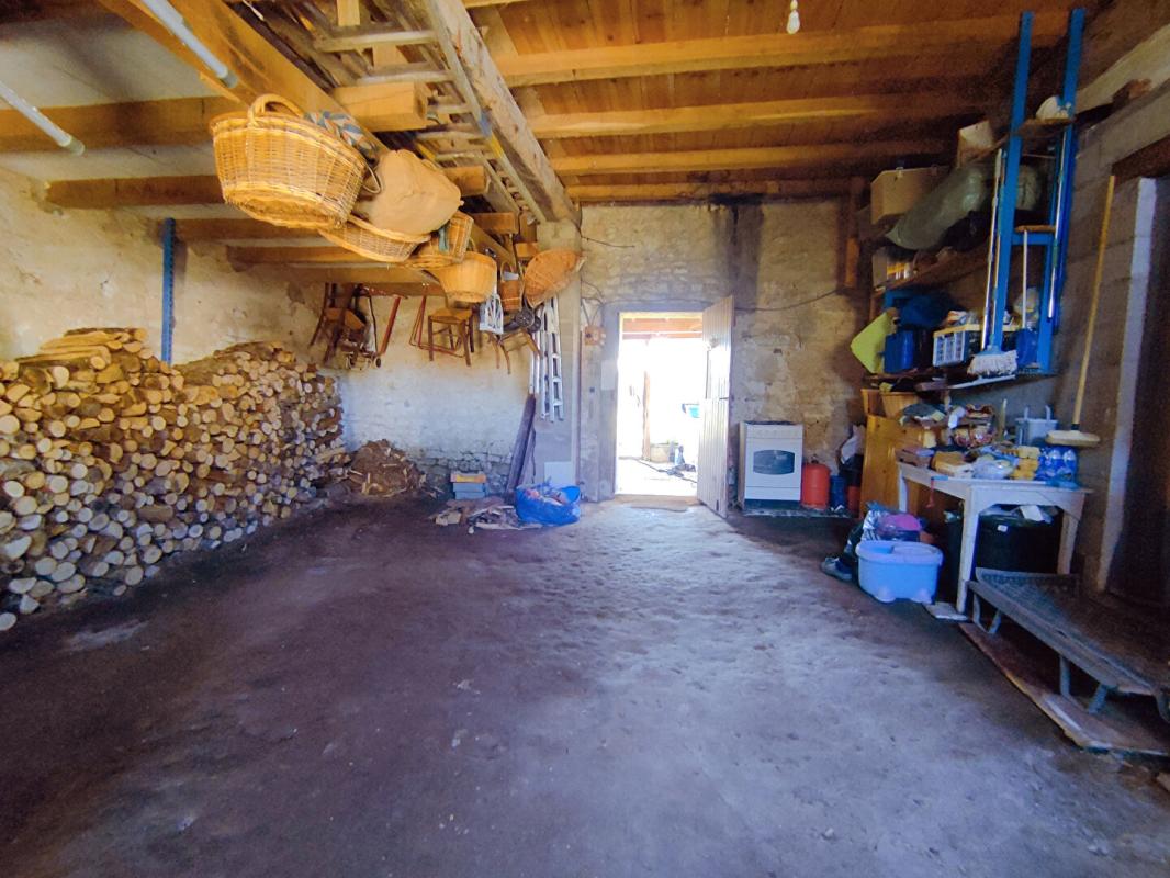 MARTIZAY Maison de pays Martizay 6 pièces 120 m2 sur 900 m² de jardin 18