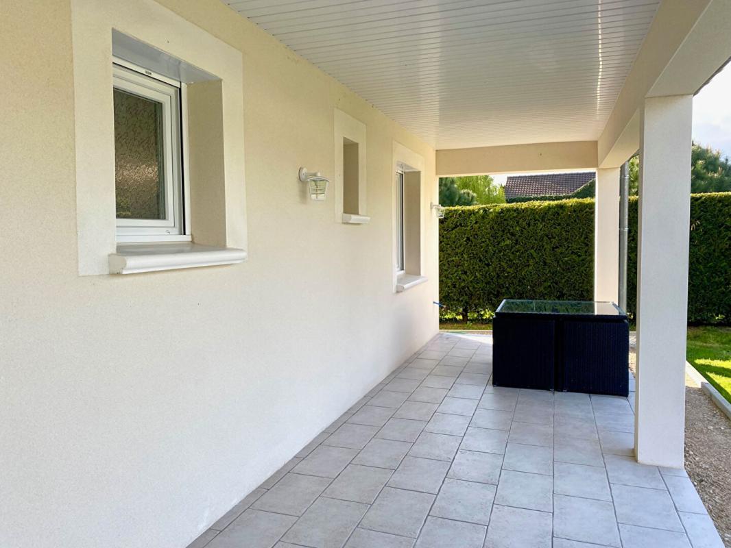 MONTARGIS 12 mn Gare de MONTARGIS - A VENDRE MAISON CONTEMPORAINE RECENTE 5 PIECES, 4 CHAMBRES + STUDIO INDEPENDANT, TERRAIN CLOS 3476 m2 14