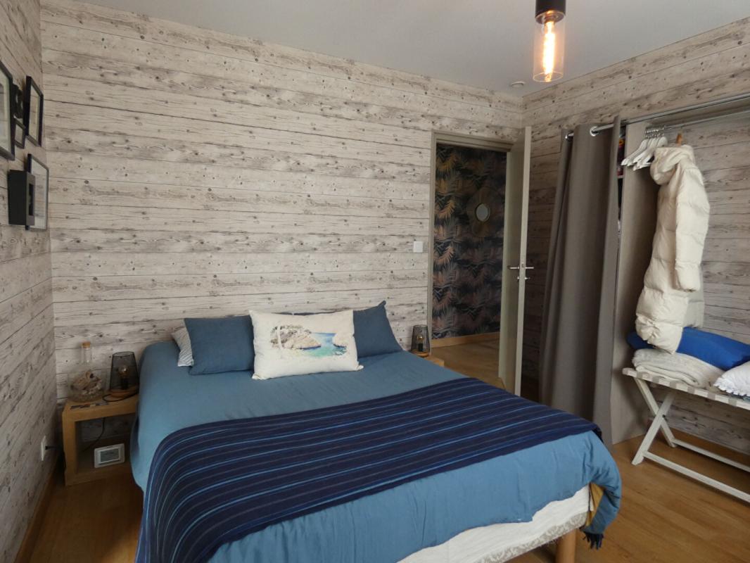 SAINT-PIERRE-DE-PLESGUEN Magnifique maison d'architecte de 150m2 avec son gîte de 53m2, sur un terrain de 2 369m2 16