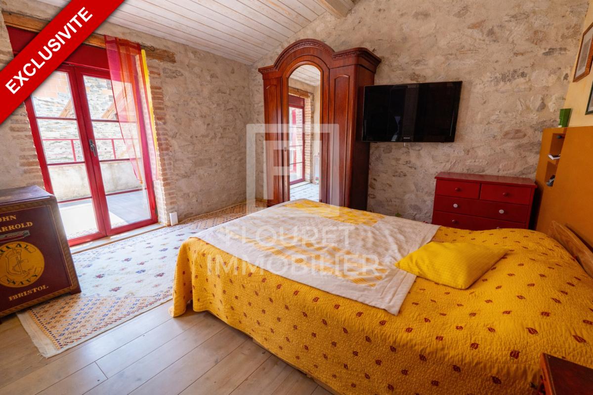 MONTESQUIEU-DES-ALBERES Mas catalan atypique de caractère - 5 chambres, 2 bureaux, piscine, volumes rares 11