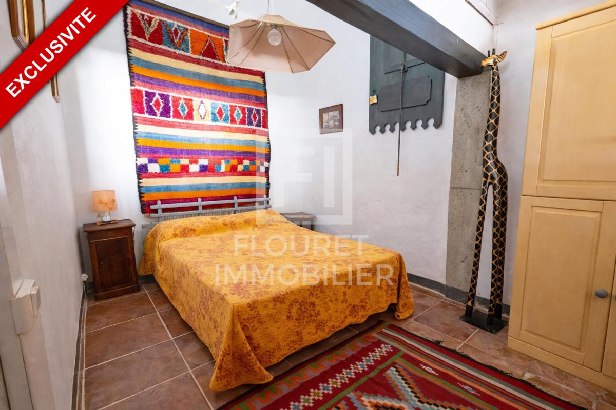 MONTESQUIEU-DES-ALBERES Mas catalan atypique de caractère - 5 chambres, 2 bureaux, piscine, volumes rares 16