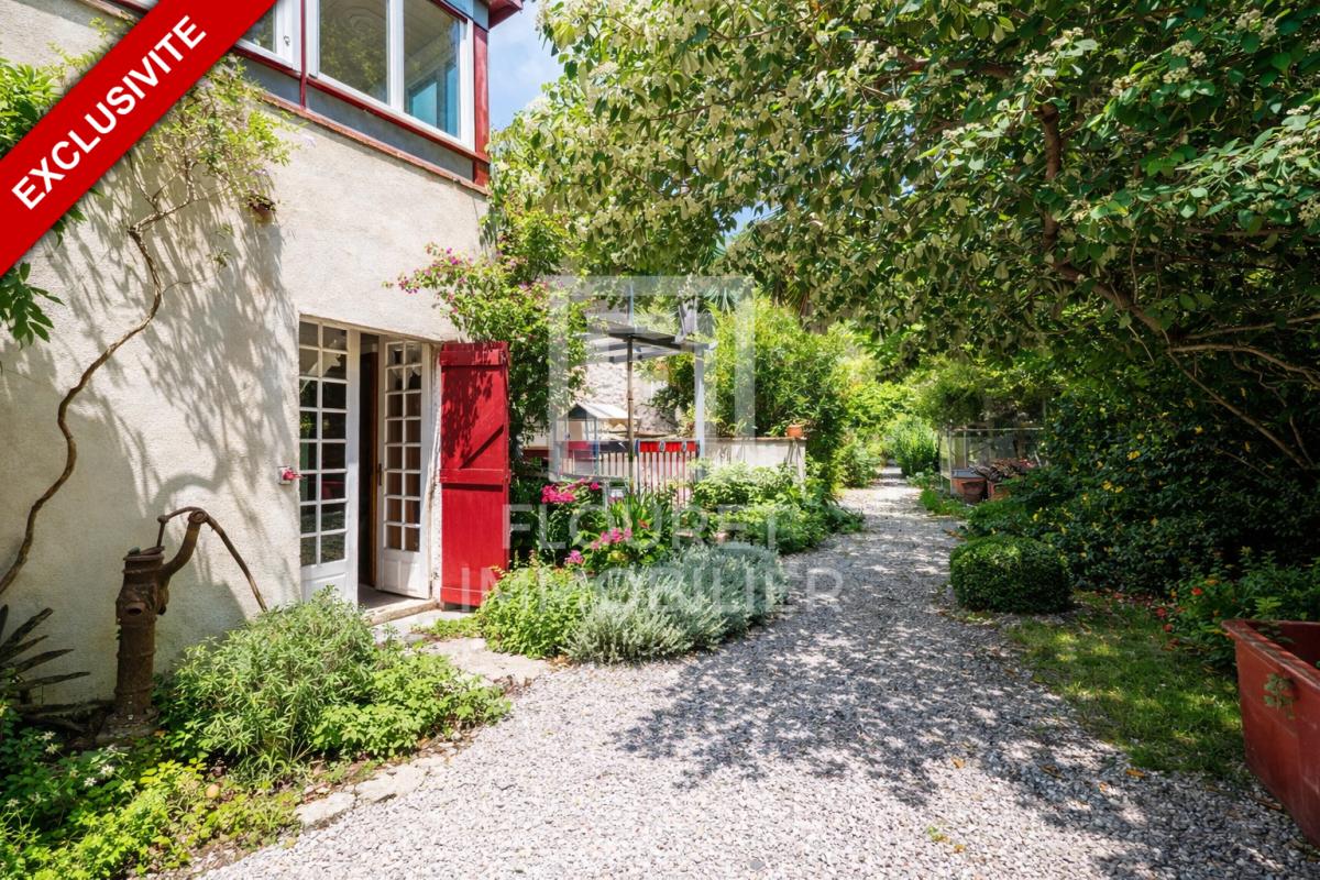 MONTESQUIEU-DES-ALBERES Mas catalan atypique de caractère - 5 chambres, 2 bureaux, piscine, volumes rares 5