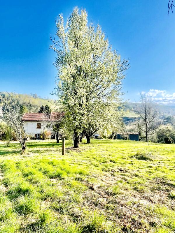 AUBIN belle bâtisse sur parcelle 5800 m2 1