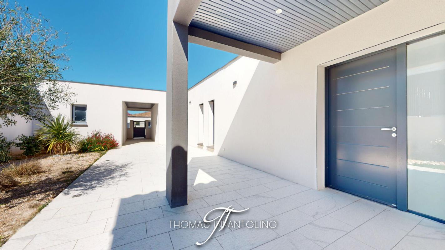 LAVALETTE VILLA D'ARCHITECTE 175 M2 - PISCINE - VUE MONTAGNE NOIRE - GARAGE 5