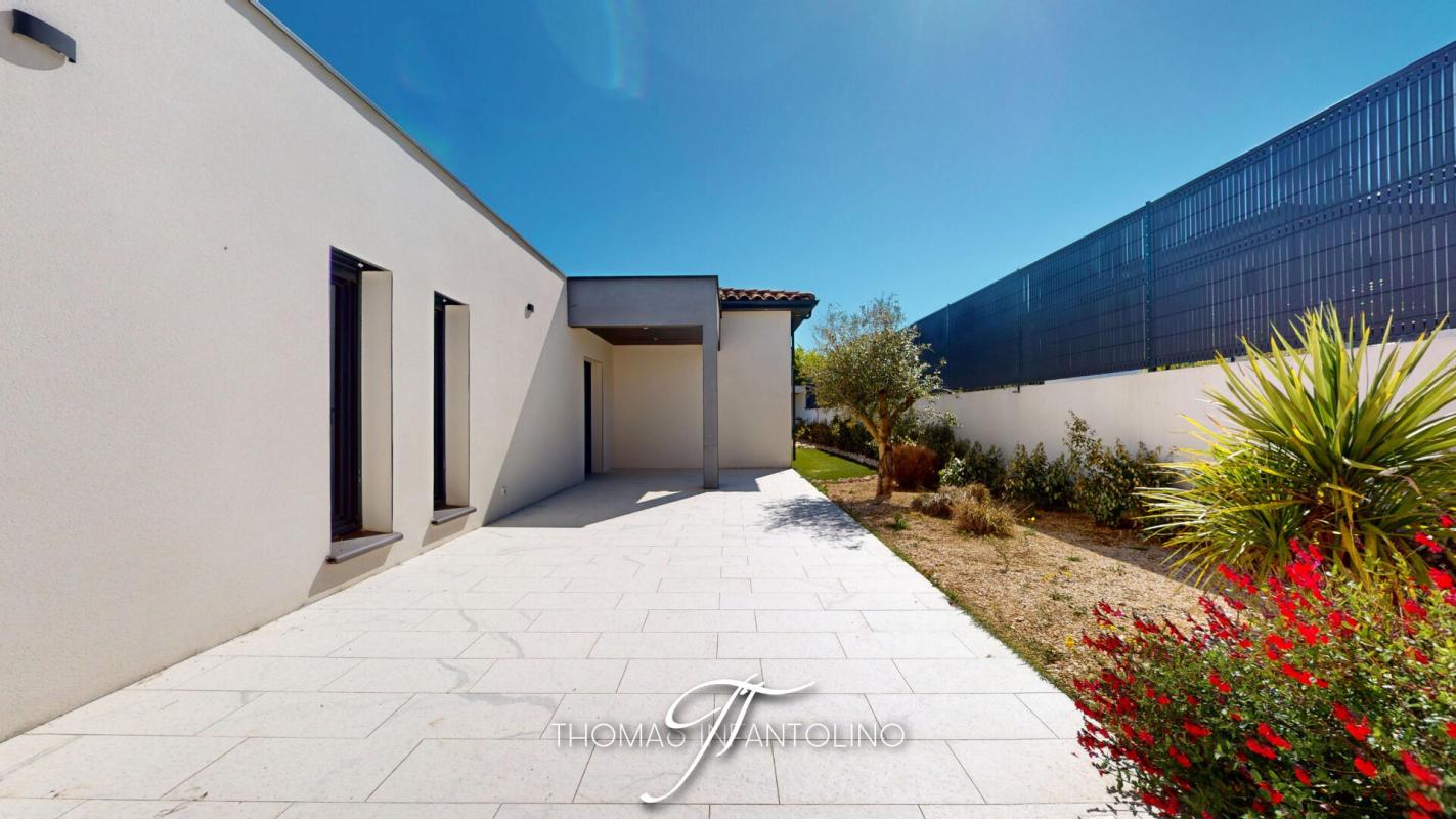 LAVALETTE VILLA D'ARCHITECTE 175 M2 - PISCINE - VUE MONTAGNE NOIRE - GARAGE 9