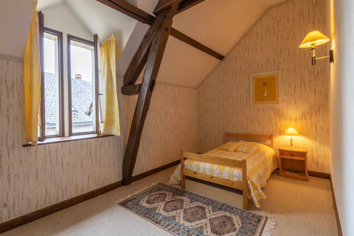 CHABRIS Maison Chabris 9 pièce(s) 233 m2 12