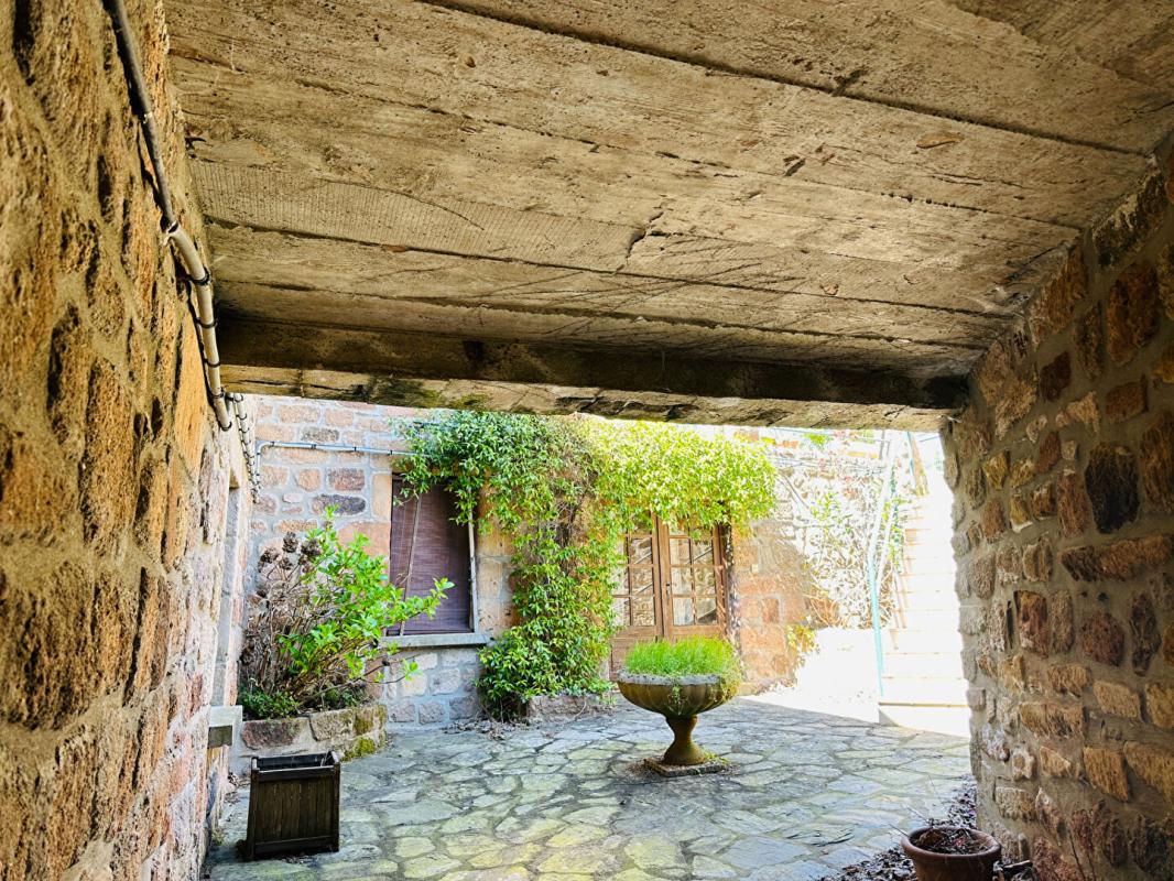 PLANZOLLES Maison et Gîtes Planzolles 10 pièce(s) 292 m2 7