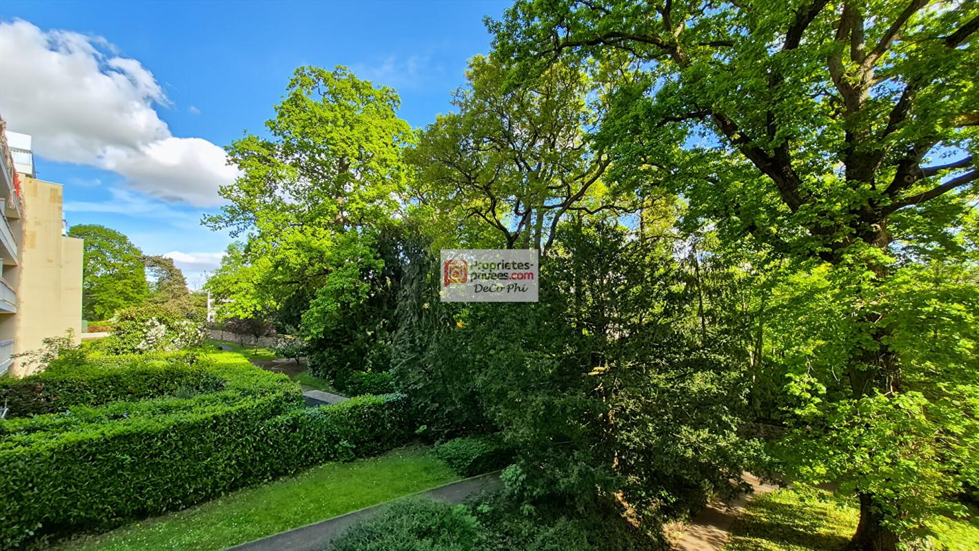 VERSAILLES Appartement  terrasse  4 pièces  92 m2  Versailles 13