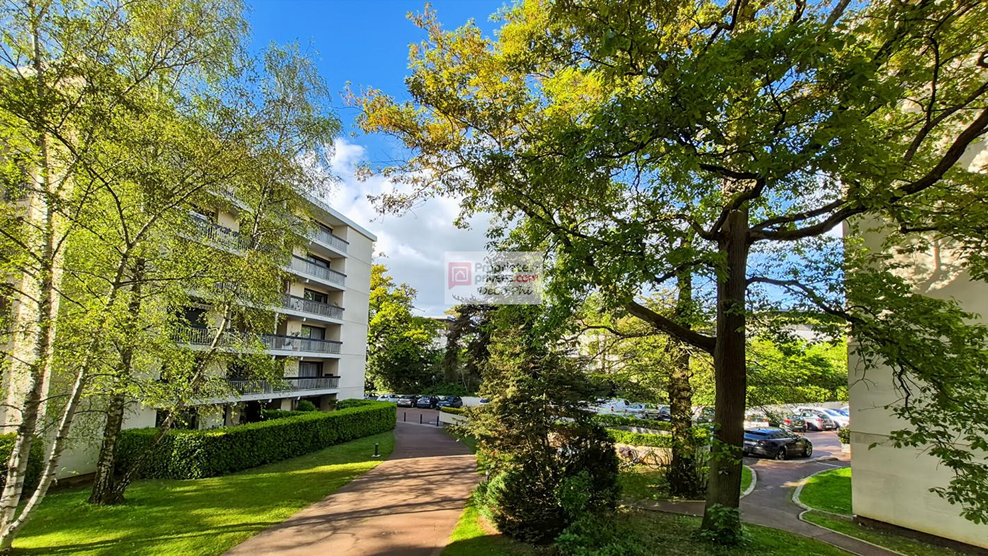 VERSAILLES Appartement  terrasse  4 pièces  92 m2  Versailles 14