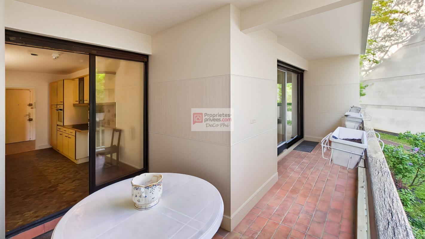 VERSAILLES Appartement  terrasse  4 pièces  92 m2  Versailles 8