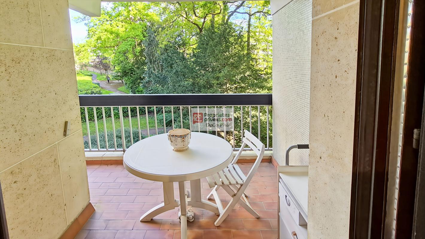 VERSAILLES Appartement  terrasse  4 pièces  92 m2  Versailles 9