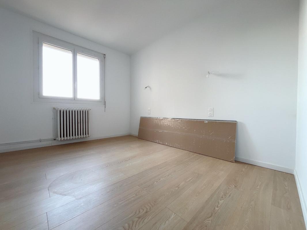 PERPIGNAN Charmant appartement T3 entièrement rénové de 64 m² au 2 eme étage sans ascenseur d'une petite copropriété 5