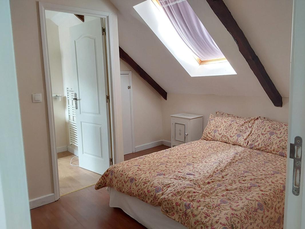 ROSTRENEN Maison double Rostrenen 6 pièce(s) 142 m2 11