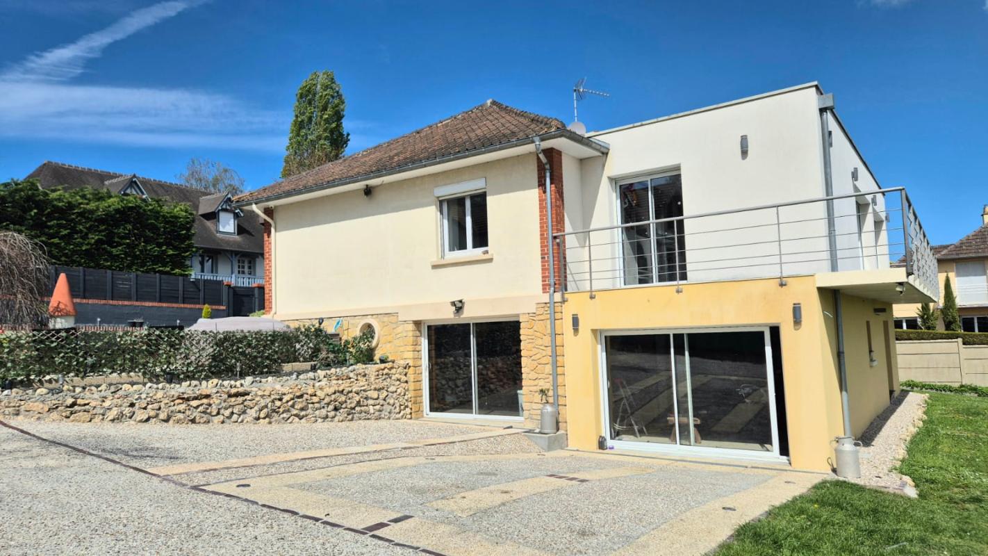SAINT-ARNOULT Maison de plain pied , avec appartement proche commerces - 224 m² au sol 1