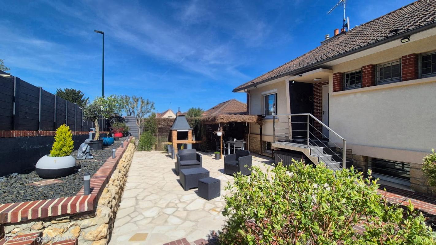 SAINT-ARNOULT Maison de plain pied , avec appartement proche commerces - 224 m² au sol 16