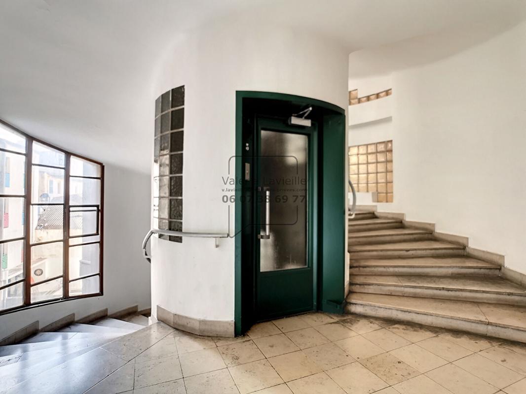 MARSEILLE-1ER-ARRONDISSEMENT MARSEILLE (13001) Building Canebière - Exclusivité - Appartement T4 meublé + grand balcon avec vue 16