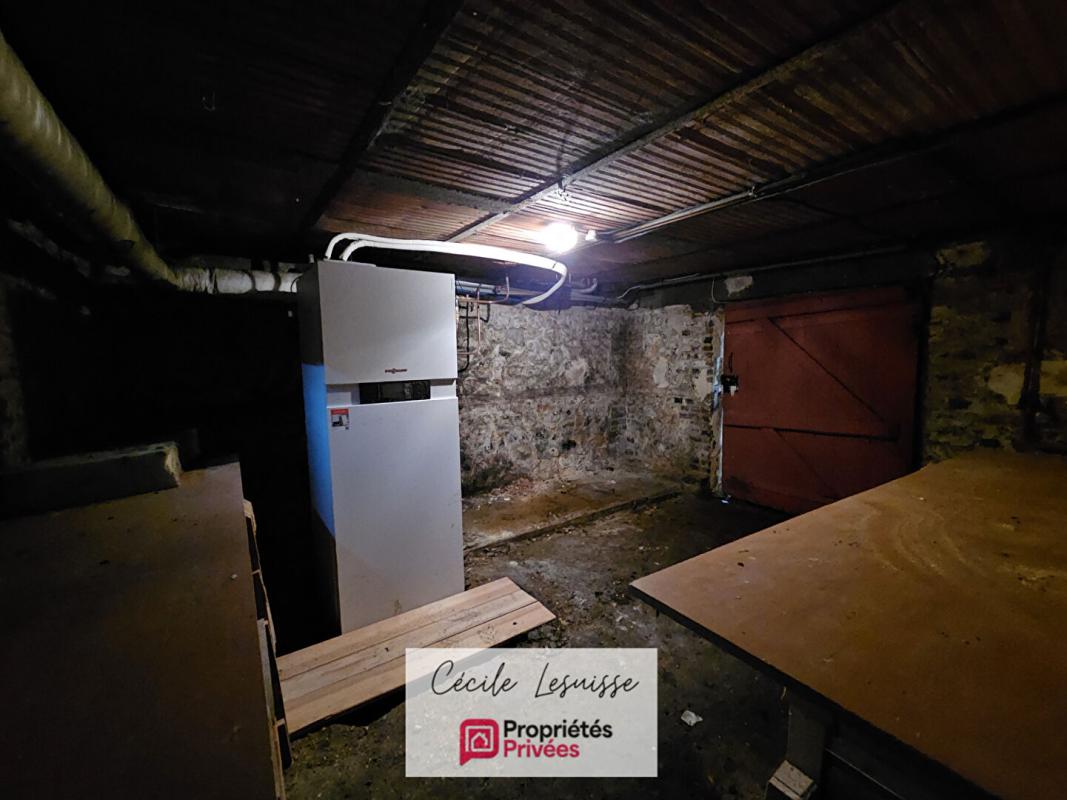 QUILLEBEUF-SUR-SEINE Maison de caractère - 5 pièces 11