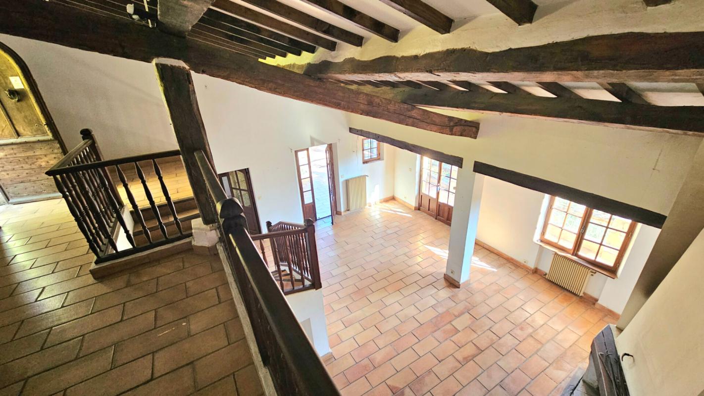BARGEMON Grande maison T 5 à rénover  sur terrain 1800 m2 4