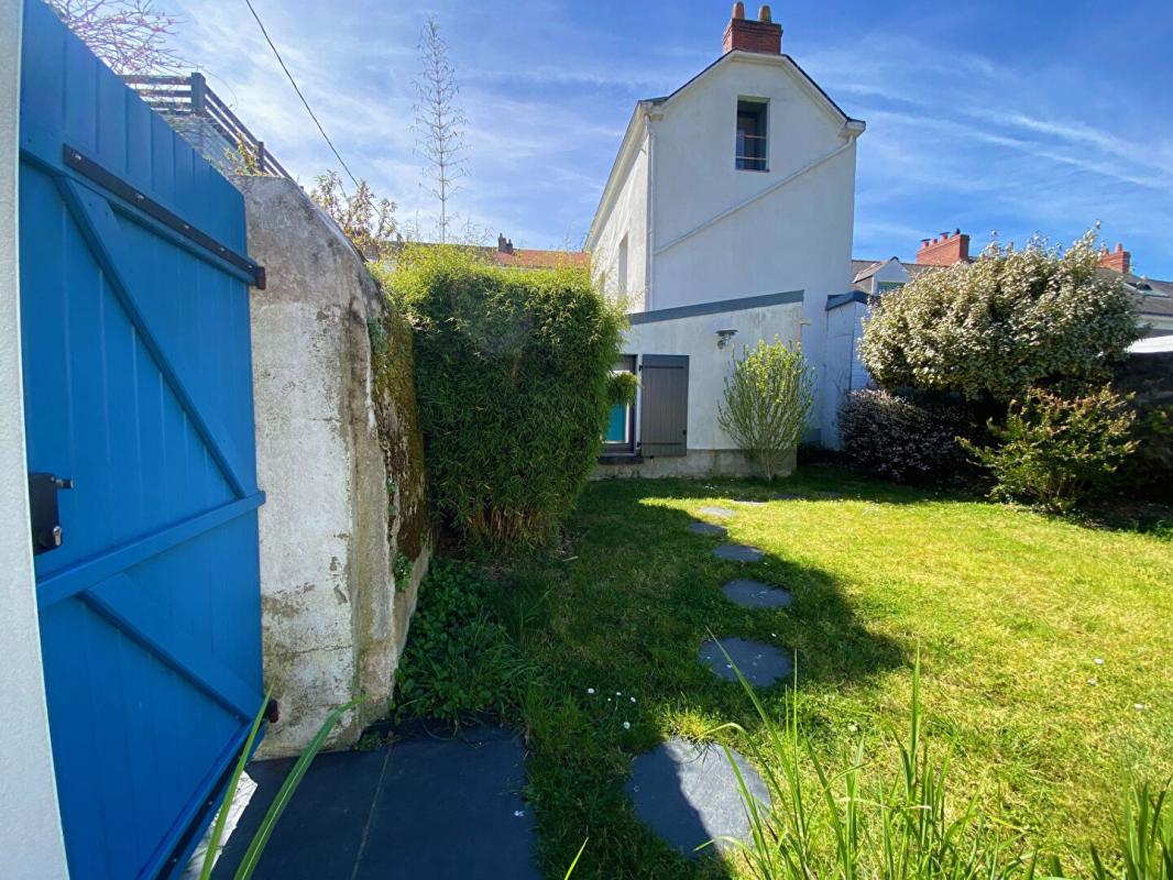 NANTES Maison Nantes 6 pièce(s) 147 m2 1