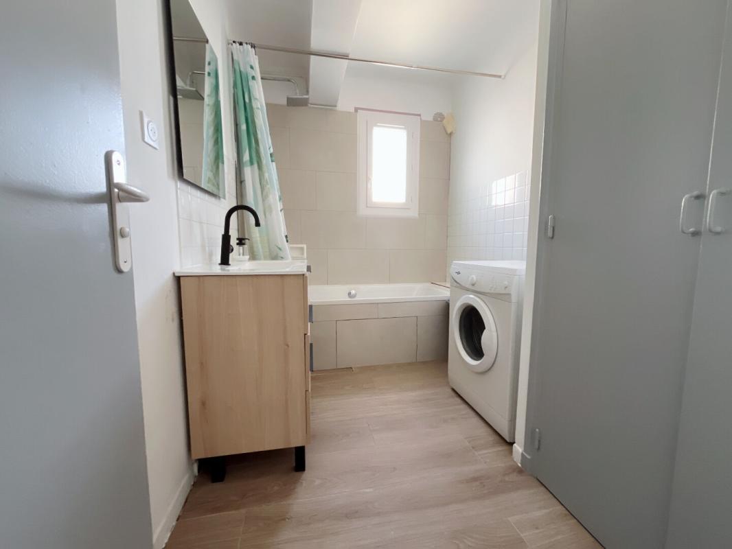 PERPIGNAN Magnifique appartement T4 de 116 m² avec roof top de 45 m² avec une vue imprenable au 5 ème et dernier étage 13