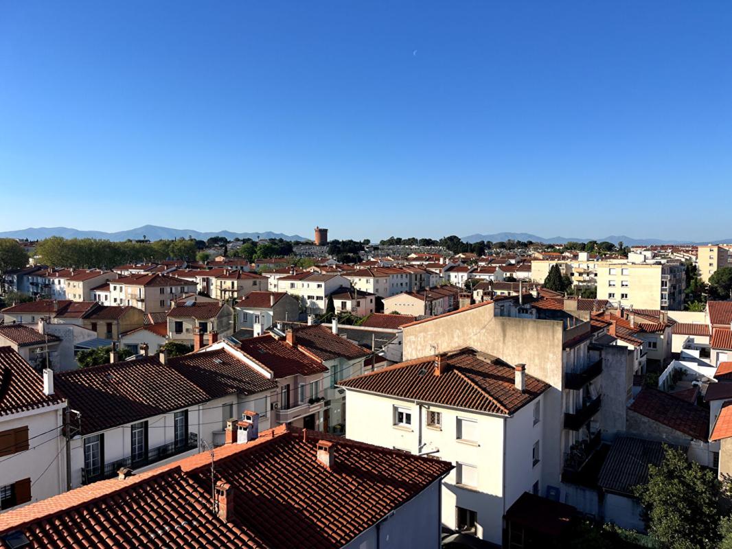 PERPIGNAN Magnifique appartement T4 de 116 m² avec roof top de 45 m² avec une vue imprenable au 5 ème et dernier étage 16