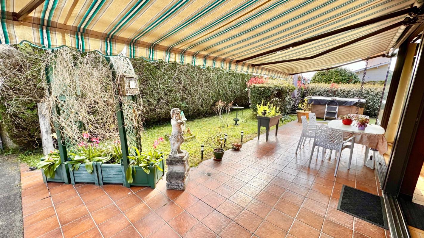 ARES Agréable maison de plain-pied avec studio et garage de 30 m² 14