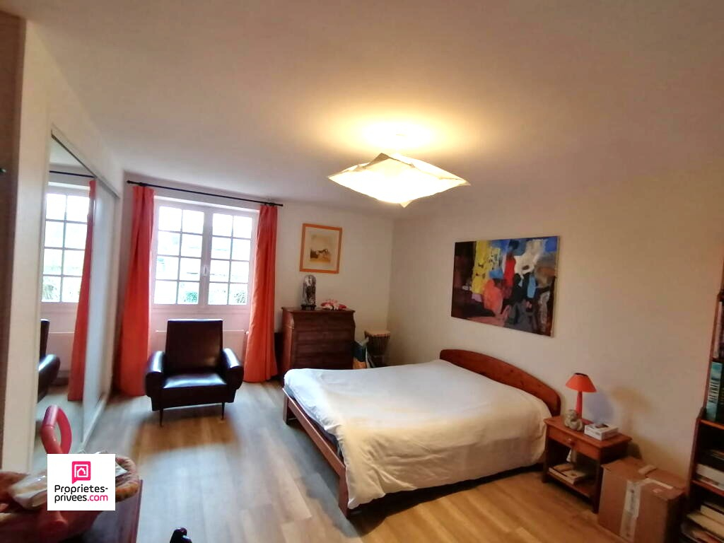 ARGENTAN ARGENTAN (61200) charmante maison en pierres, 220 m2 environ, 3 chambres, Prix 279 760 honoraires 4 % inclus à la charge de l'acquéreur, soit 269 000 hors honoraires 14