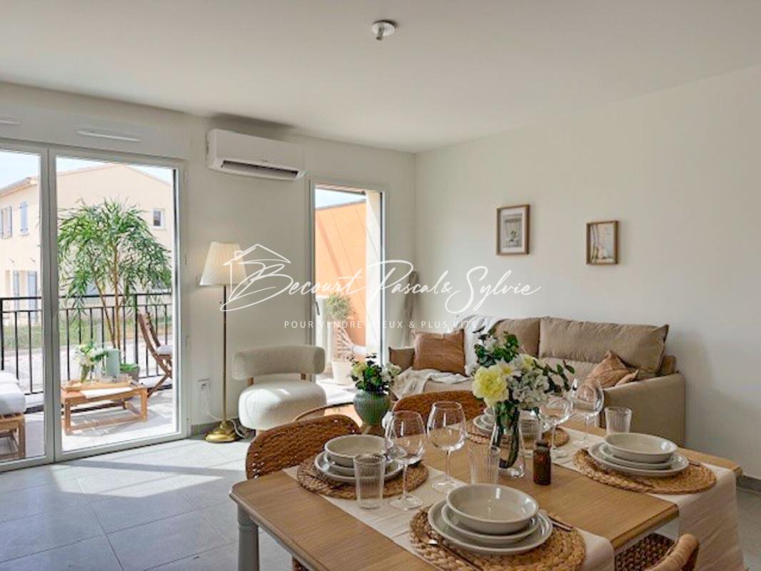 SARRIANS FRAIS DE NOTAIRES OFFERT: Appartement en duplex Sarrians 3 pièce(s) 66.80 m2 terrasse 7,1 m2, 2 parkings 2