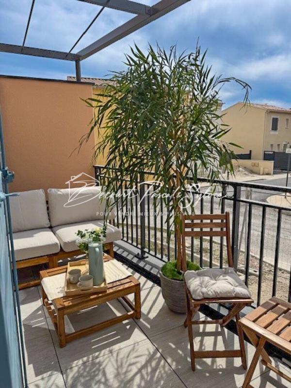 SARRIANS FRAIS DE NOTAIRES OFFERT: Appartement en duplex Sarrians 3 pièce(s) 66.80 m2 terrasse 7,1 m2, 2 parkings 6
