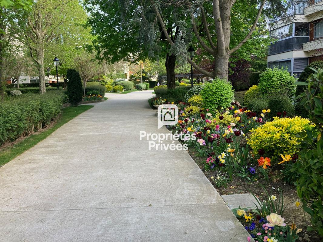 LE CHESNAY Appartement 5 pièces type 2 proche forêt 13