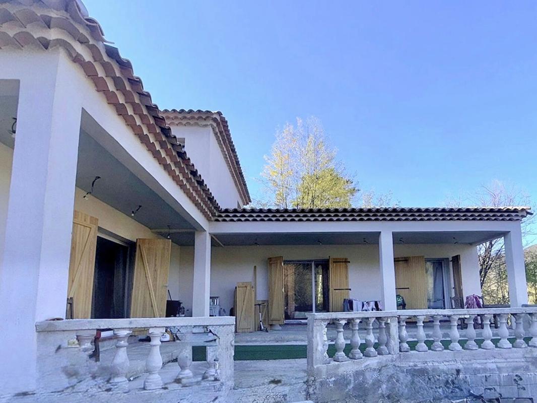 TOURRETTE-LEVENS Villa individuelle neuve à terminer, Tourrette Levens 5 pièces 170 m2 sur terrain 1500m2 2