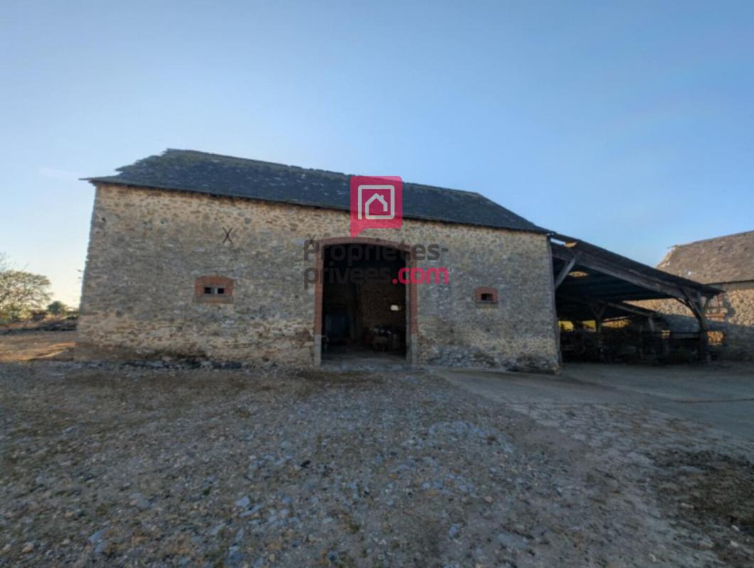 CHANGE Maison en pierre à rénover 1