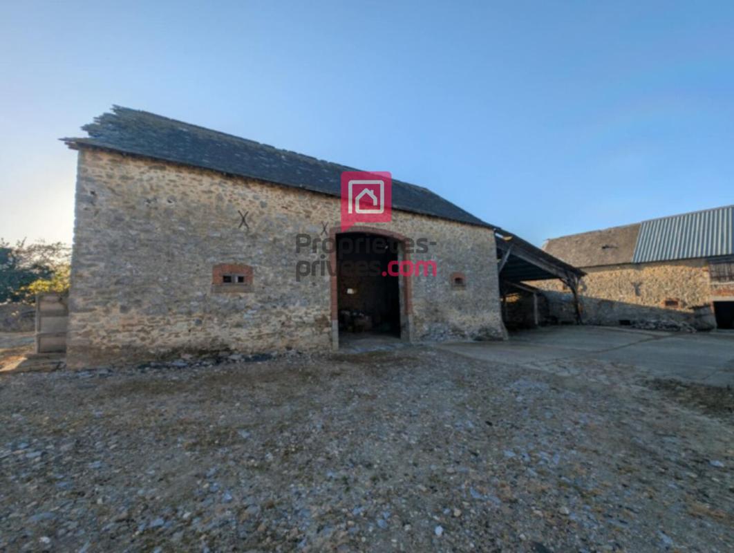 CHANGE Maison en pierre à rénover 3