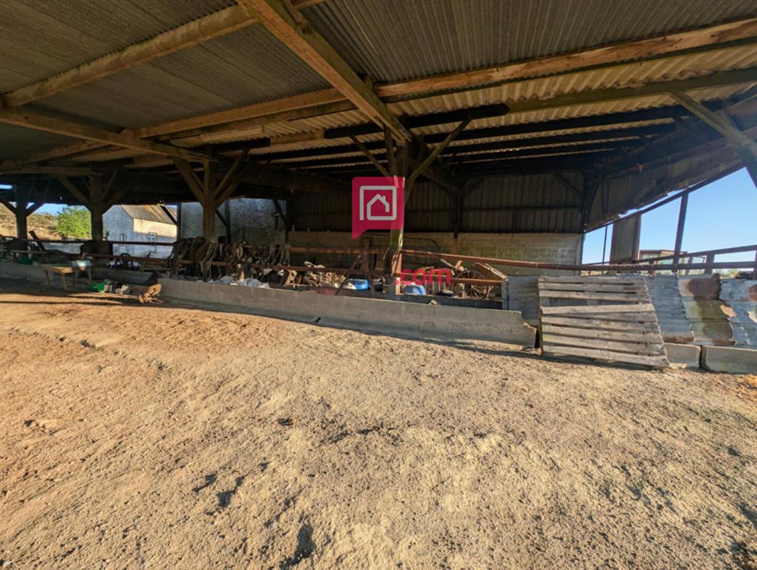 CHANGE Maison en pierre à rénover 5