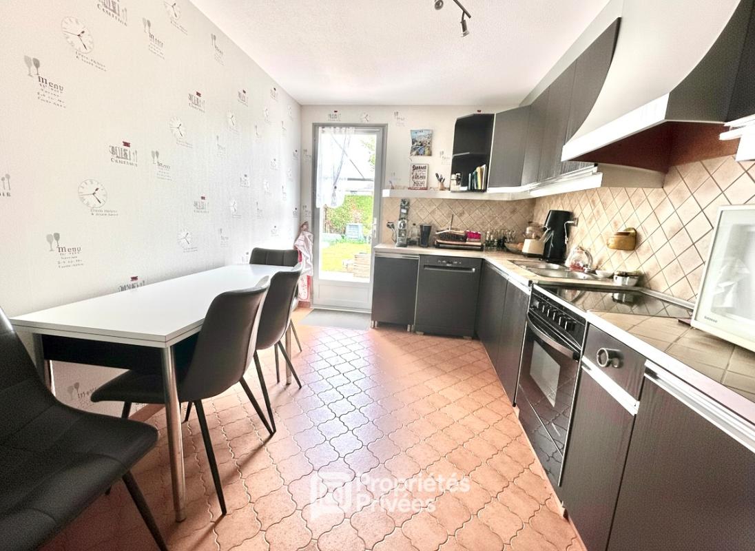 BOUFFEMONT Maison  5 pièce(s) 90 m2 4