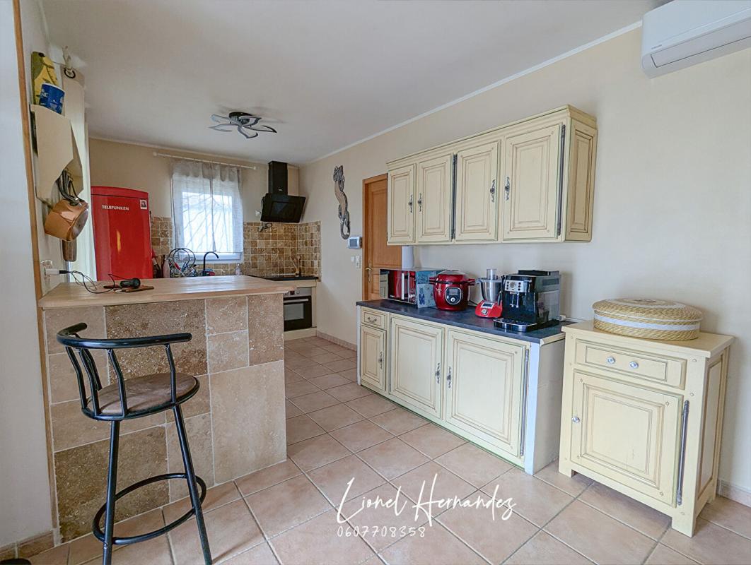 ALES Villa 5 pièces de plain-pied - 132m² - Piscine - Garage - Panneaux solaires - Terrain de 1203m² 10