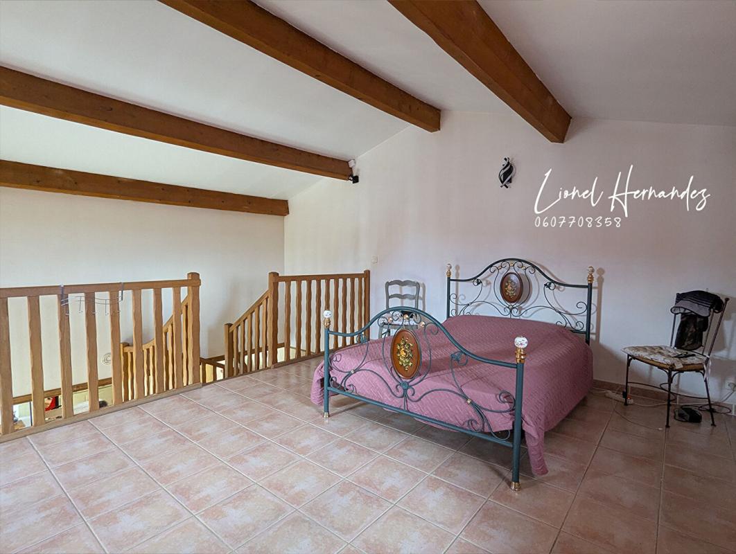 ALES Villa 5 pièces de plain-pied - 132m² - Piscine - Garage - Panneaux solaires - Terrain de 1203m² 12