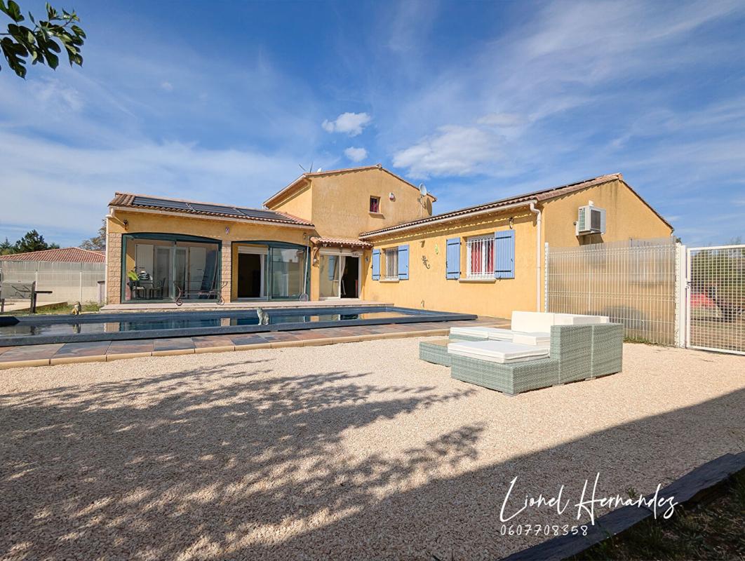 ALES Villa 5 pièces de plain-pied - 132m² - Piscine - Garage - Panneaux solaires - Terrain de 1203m² 16